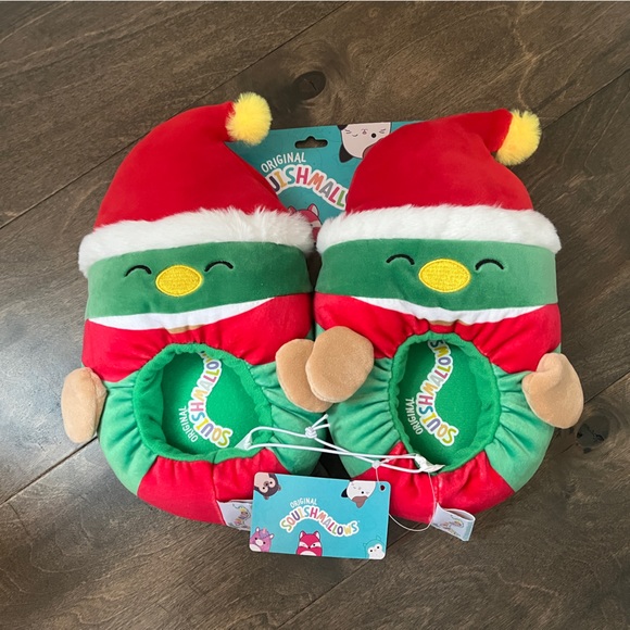 Squishmallows Other - NWT Duck Elf Squishmallows Slippers